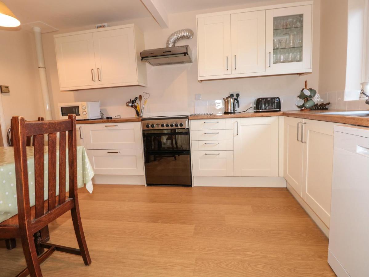 Villa 33 Weymouth Park Kingsbridge  Exterior foto